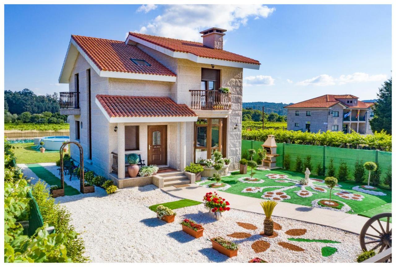 Casa Victoria Garden Con Jacuzzi Y Piscina Villa Caldas De Reis Exterior foto