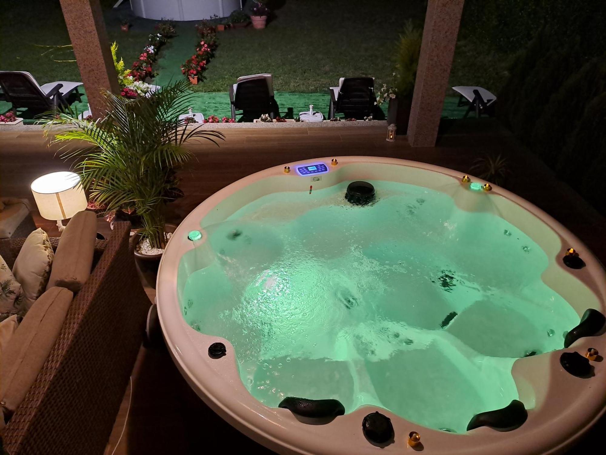 Casa Victoria Garden Con Jacuzzi Y Piscina Villa Caldas De Reis Exterior foto
